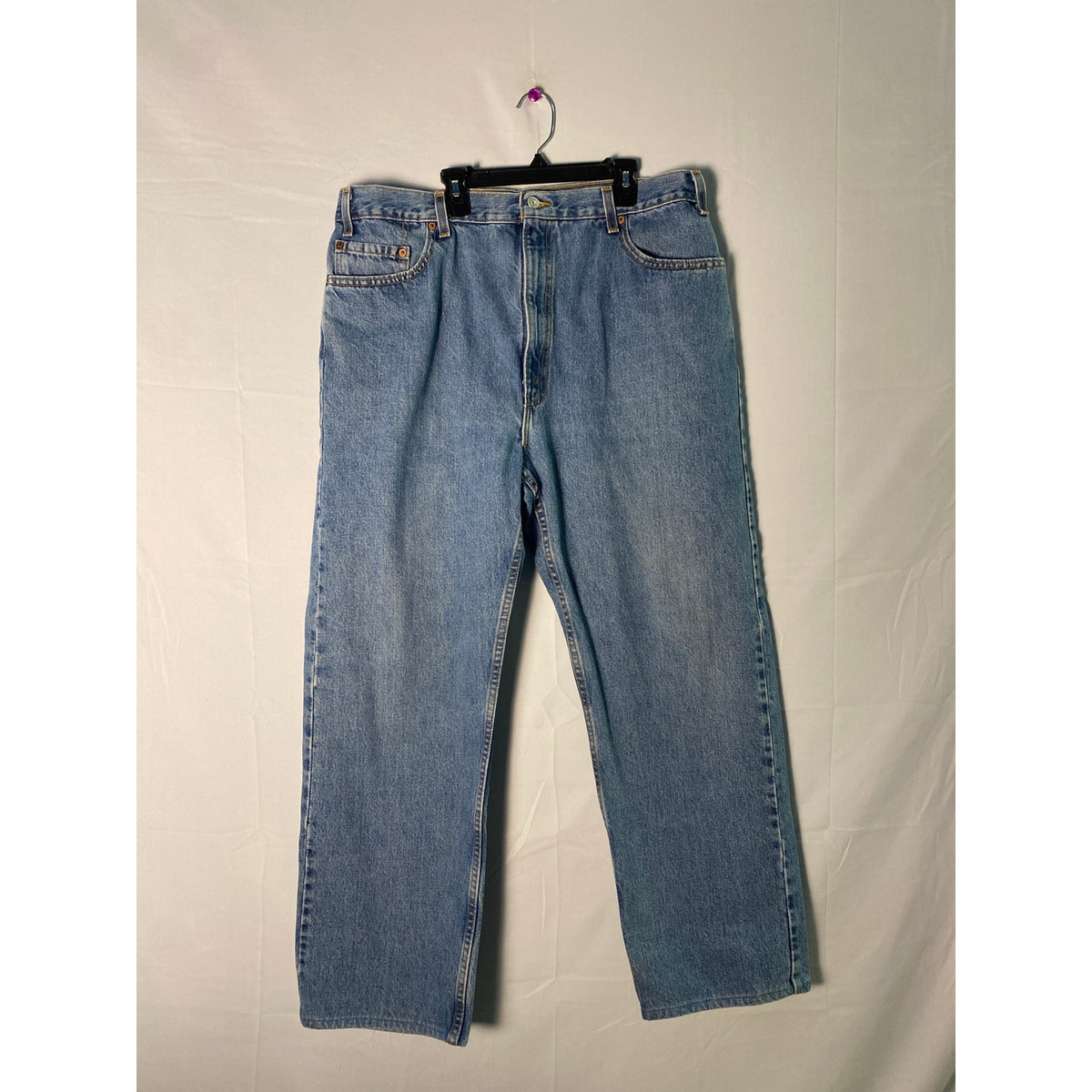 Vintage Levi’s 505 Blue Denim Straight Leg Medium Wash Jeans Men's Size 42x30