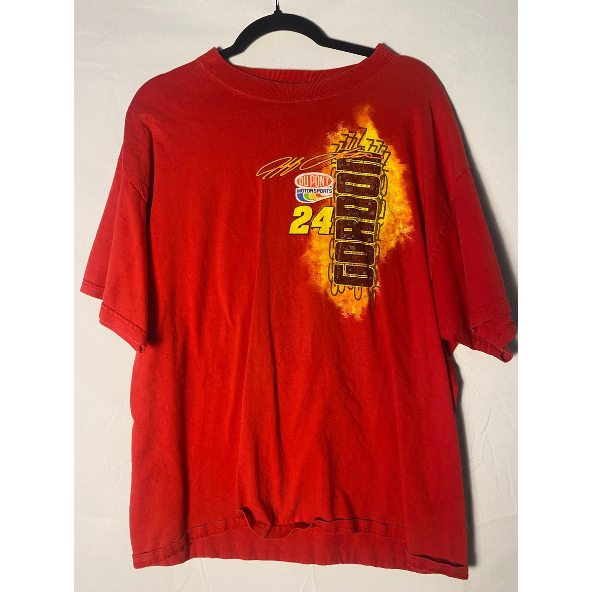 Chase Authentics Jeff Gordon Du Pont Motorsports Red Graphic T-shirt Men's XL