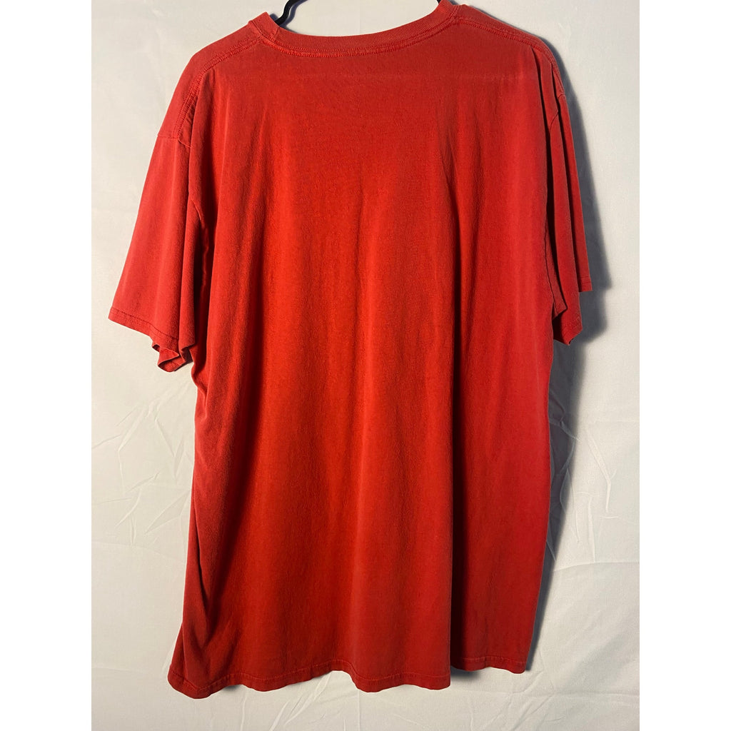 Black Smith 2010s Logo Graphic Red T-Shirt Men's Size XL Crewneck