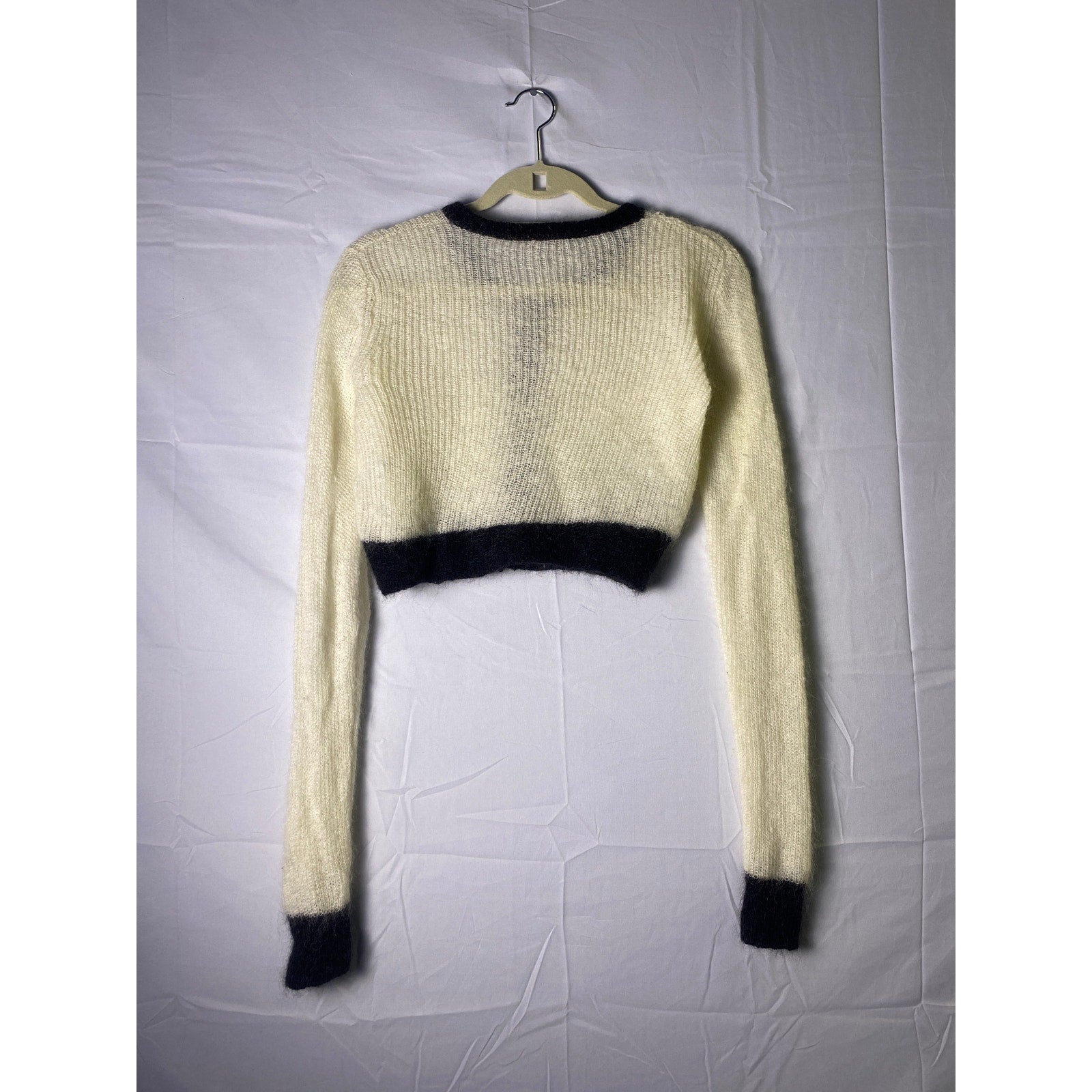 Cue Knit Cream Black Mohair Wool Nylon Blend Cropped Cardigan Sweater Medium