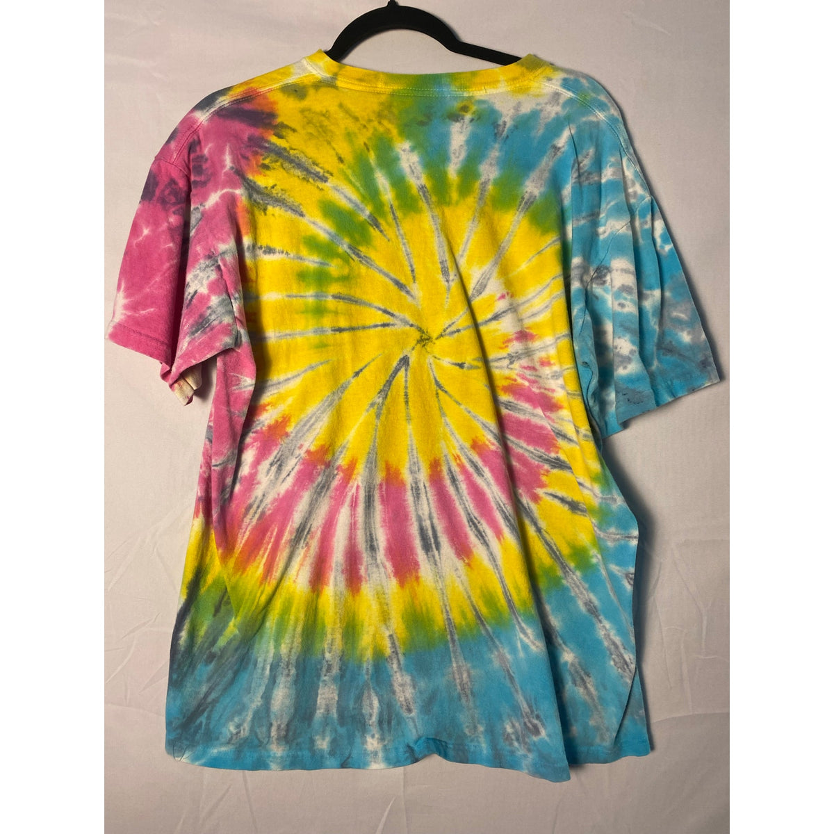 Gildan Pink Floyd Dark Side of the Moon Prism Moon Tie-Dye T-shirt Men's Large