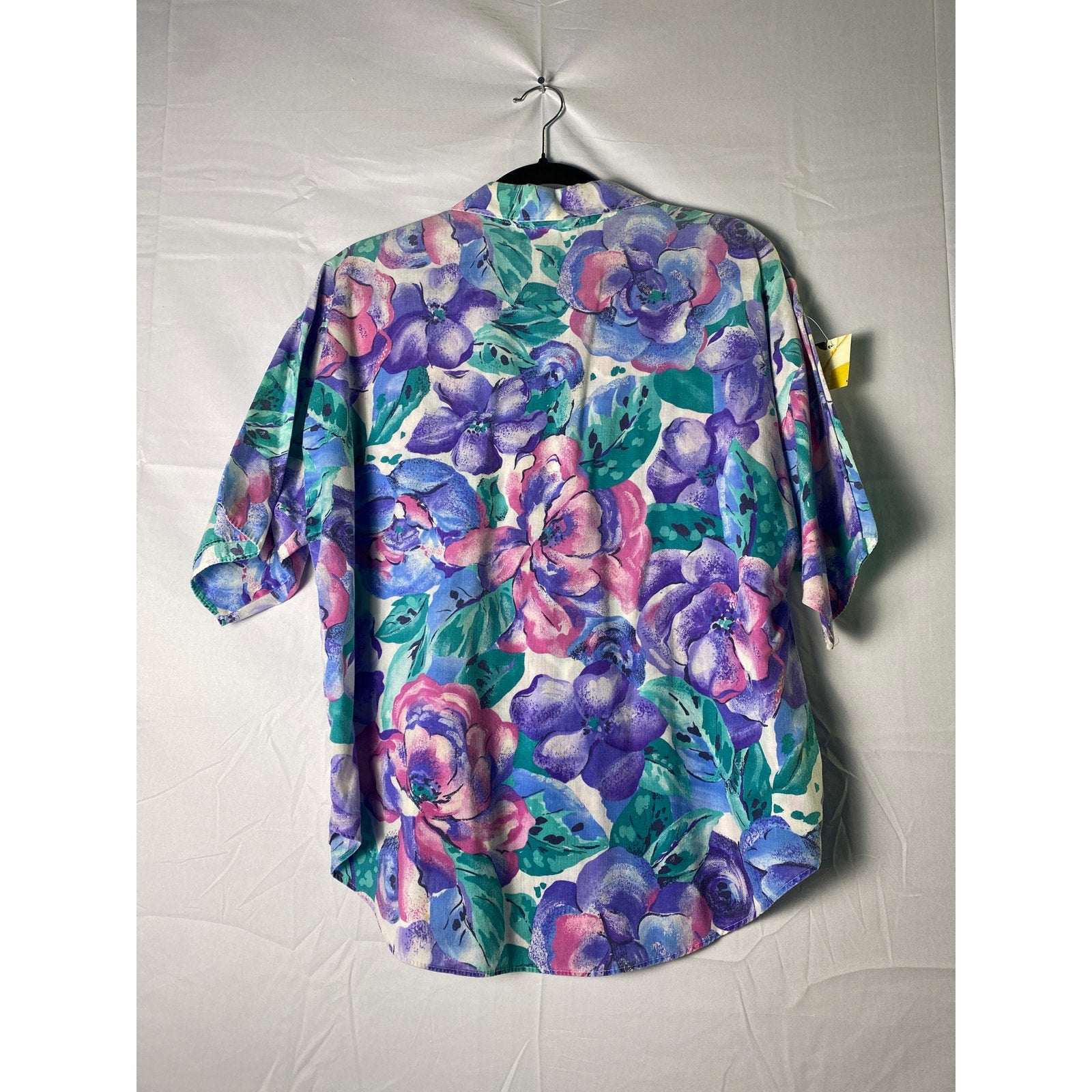 Vintage 80s Caribou Blue Green Pink Watercolor Floral Print Short Sleeve Blouse
