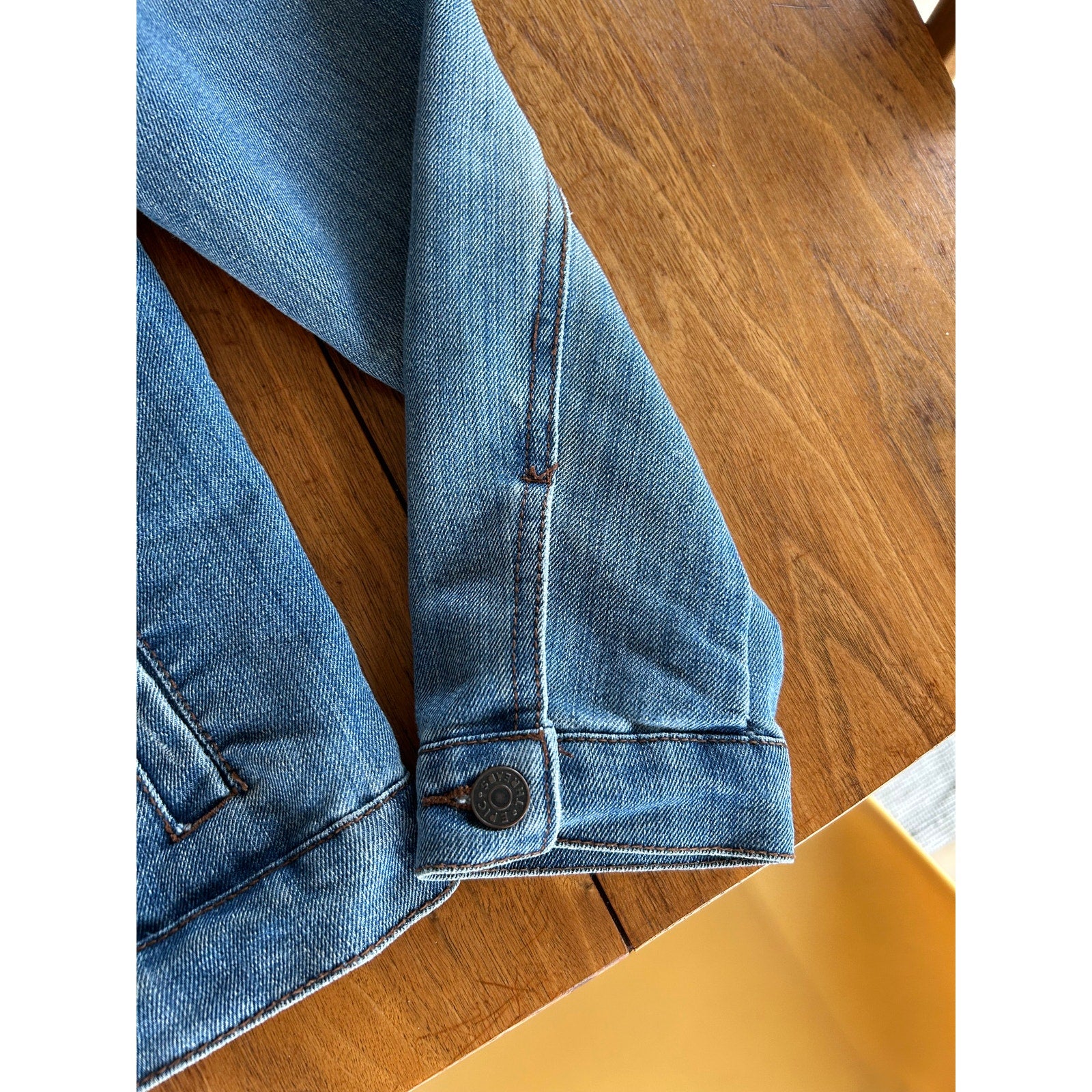 Epic Threads Button Up Distressed Blue Denim Jacket Women's Size Large