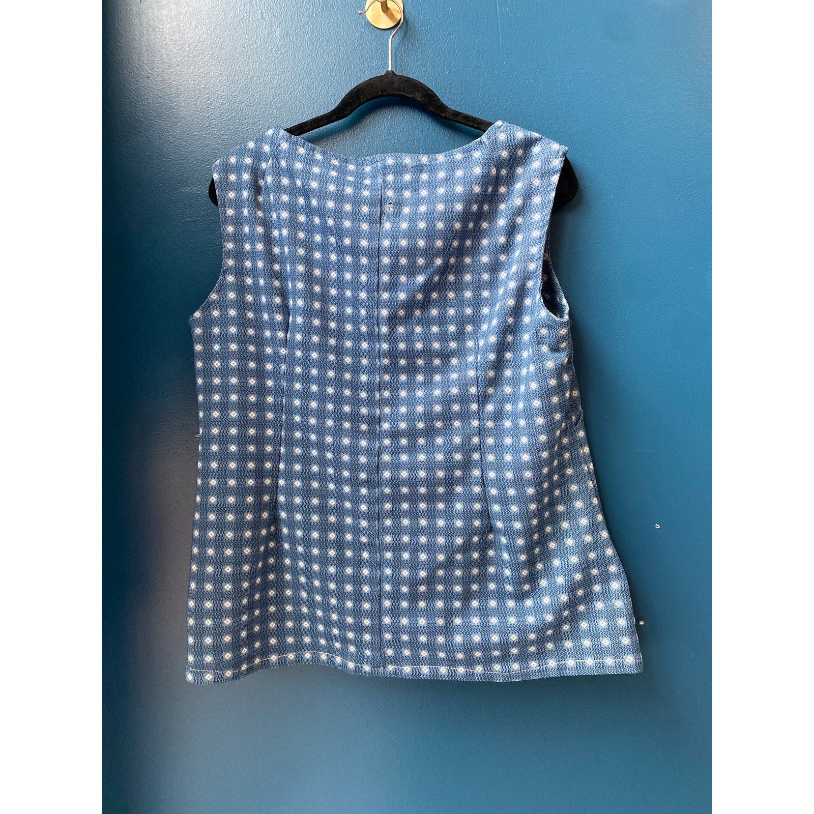 Vintage 60s Handmade Blue Jacquard Knit Top Blue White Sleeveless Size XL-XXL