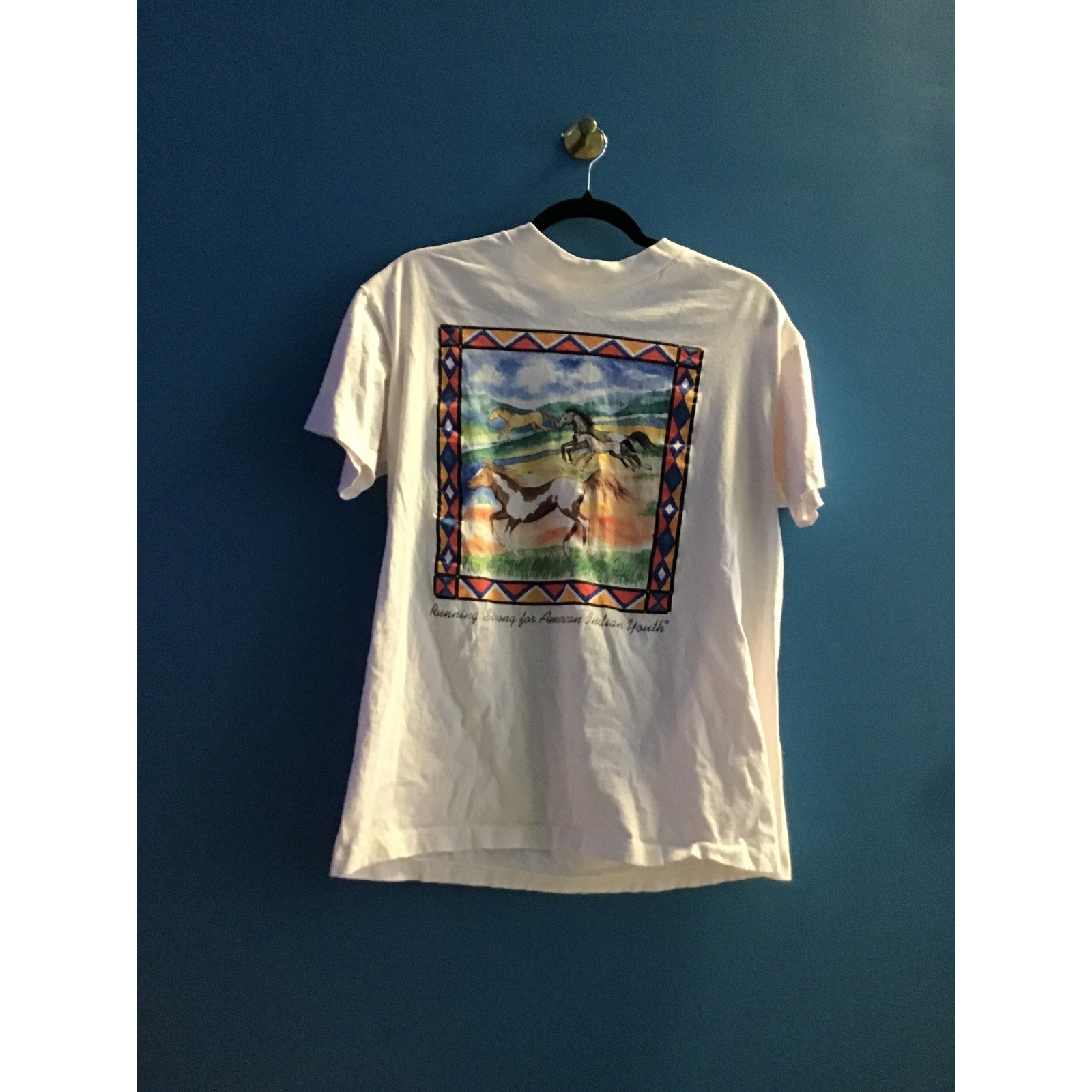 Vintage Native American Horses Indian West White Youth Shirt Size Medium