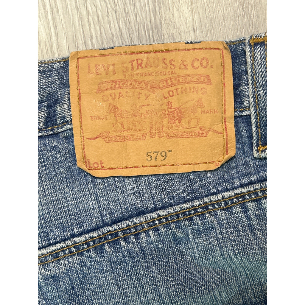 Levi's 579 Baggy Straight Fit Jeans Medium Wash 5-Pockets Men's Size 34x32