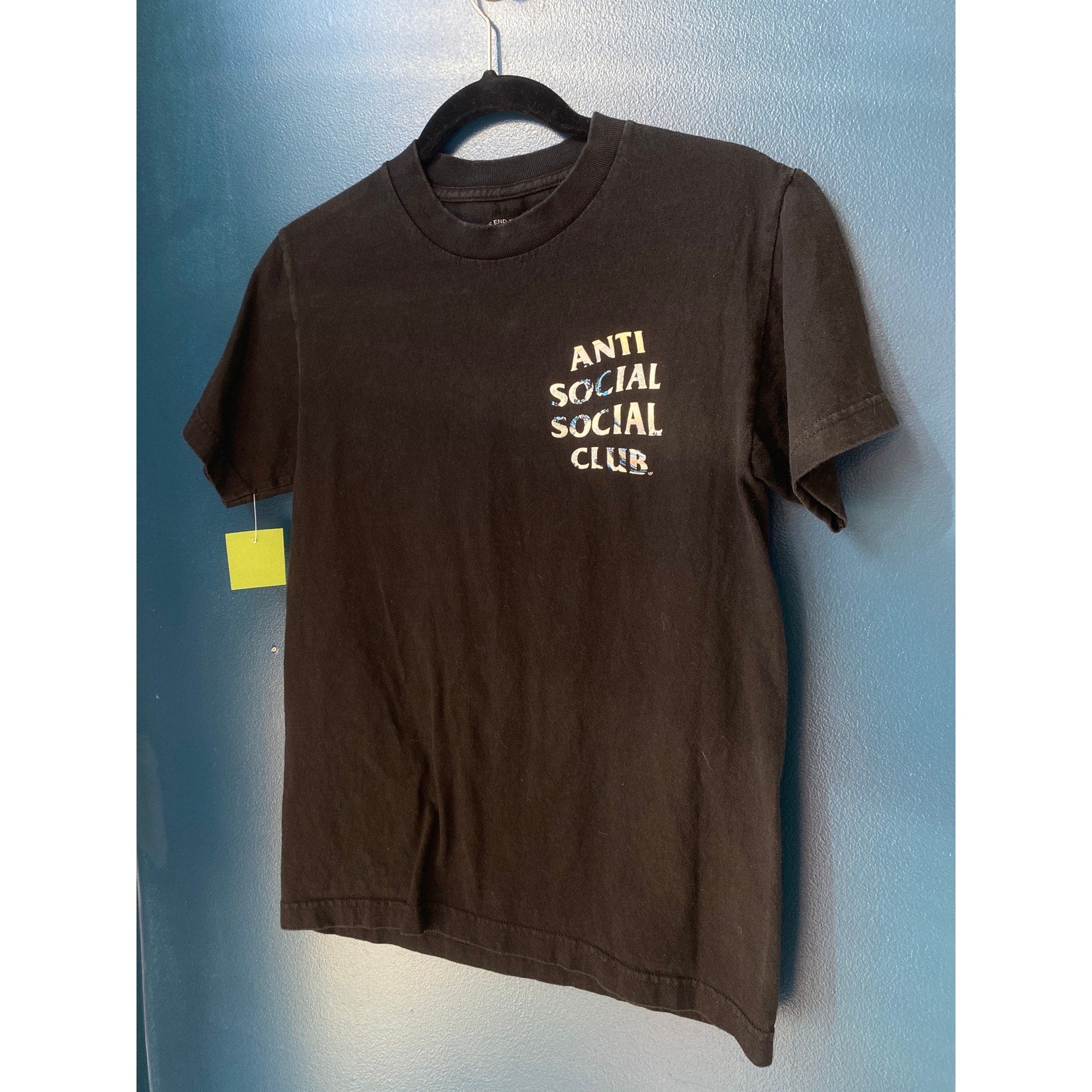 Antisocial Social Club Wave Text Graphic Print Black T-Shirt Men's Size Small