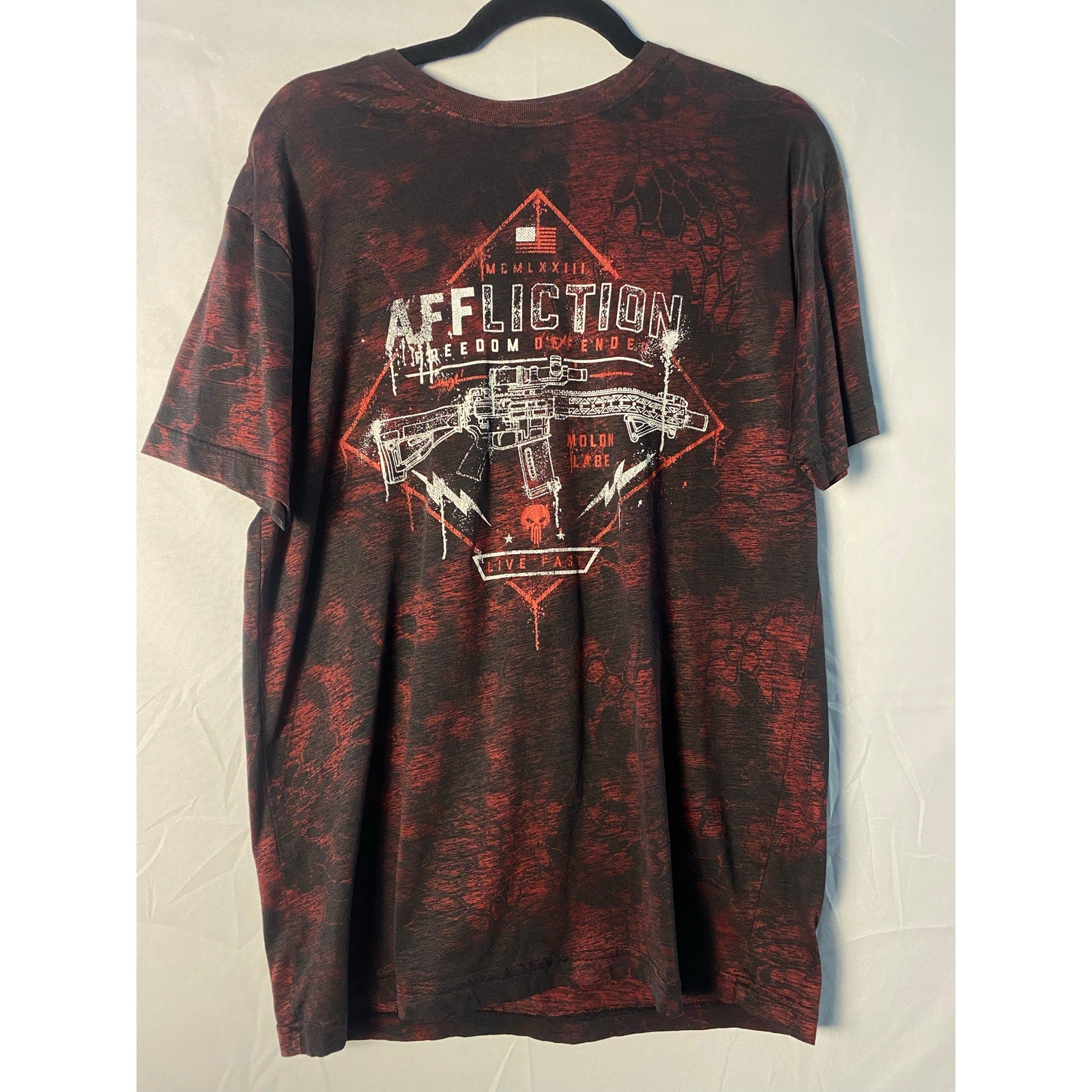 Affliction Freedom Defender T-Shirt Black Red Graphic Print Shirt Men's Large