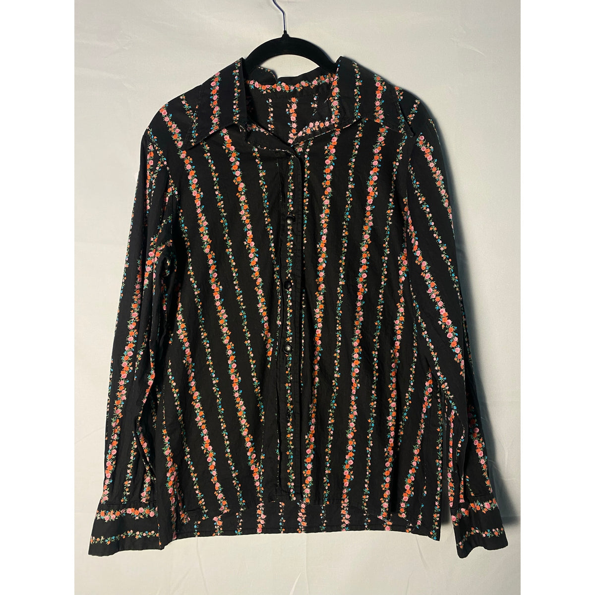 Vintage Black Button-Up w/ Pink Floral Stripes Long Sleeve Shirt Women's Size XL