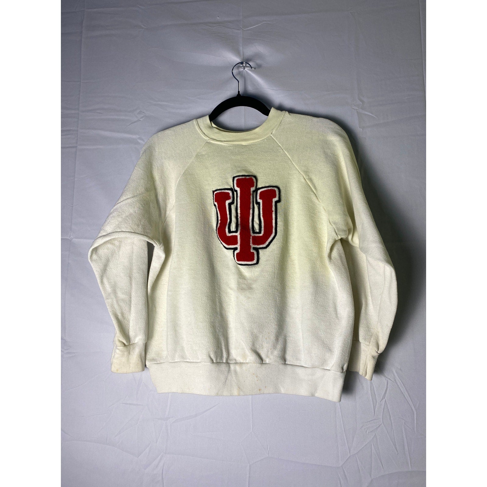 Vintage 80s 202 USA Indiana Hoosiers Logo Patch Crew Neck Ivory Sweater Medium