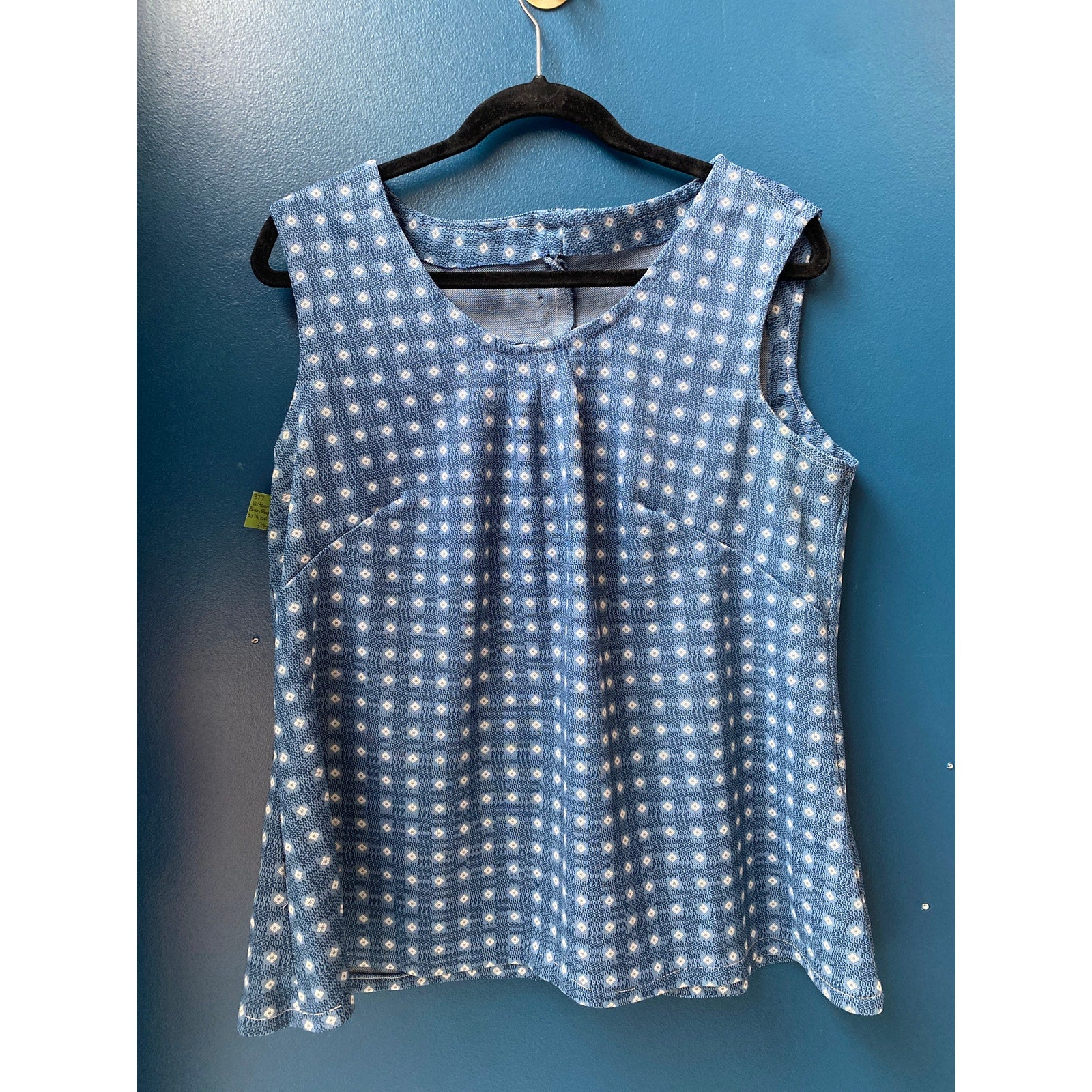 Vintage 60s Handmade Blue Jacquard Knit Top Blue White Sleeveless Size XL-XXL