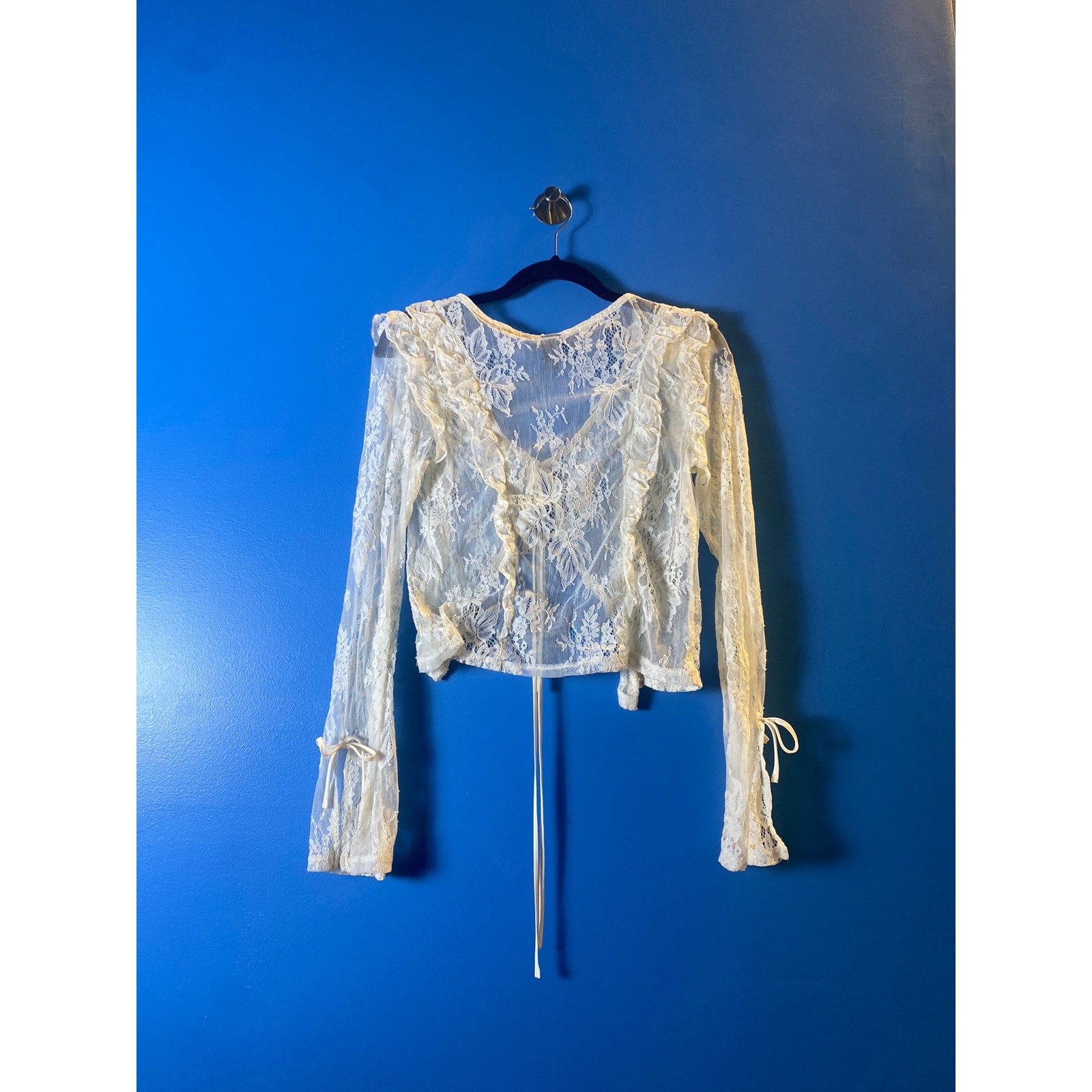 WF Cream Lace Cropped Cardigan Front Tie Long Sleeve Women's Size Small