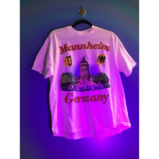 Vintage Manheim, Germany Castle Destination Printed Shirt White Adult Medium