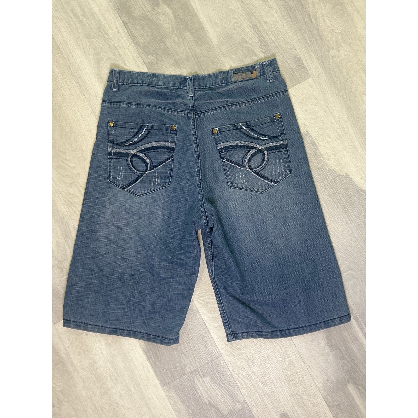 Indigo-30 Blue Denim Medium Wash Bermuda Shorts Men's Size 34x15
