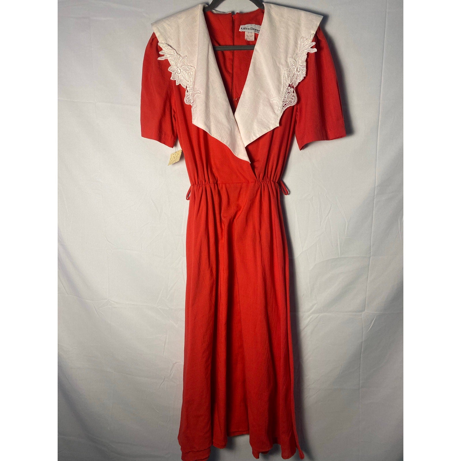 Vintage 70-80s Ultra Dress Red Tea Dress w/ White Lace Edwardian Sailor Collar M