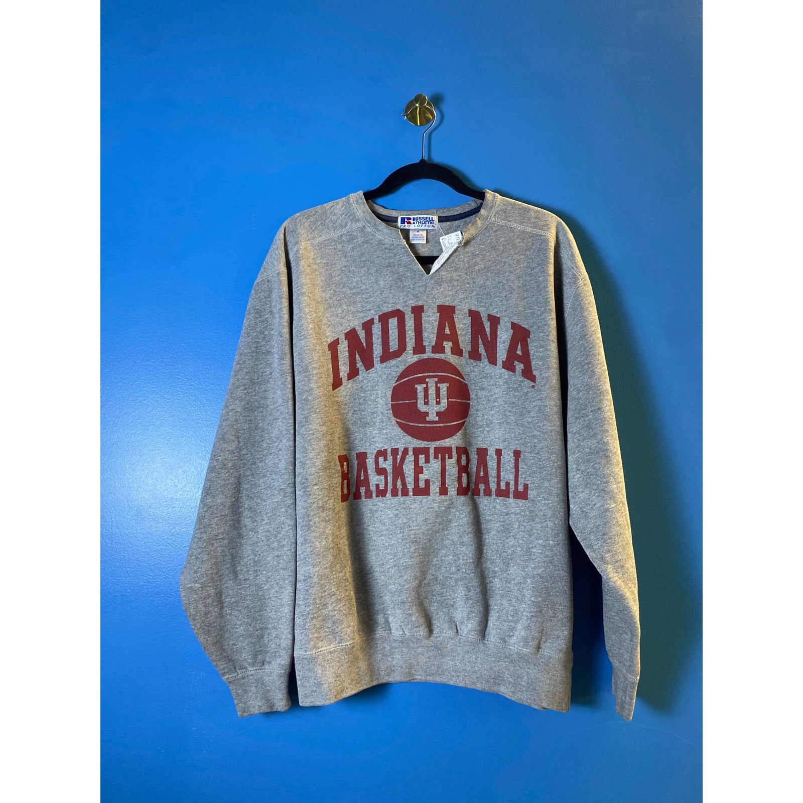 Russell Athletic IU Hoosiers INDIANA BASKETBALL V-neck Gray Sweatshirt Medium