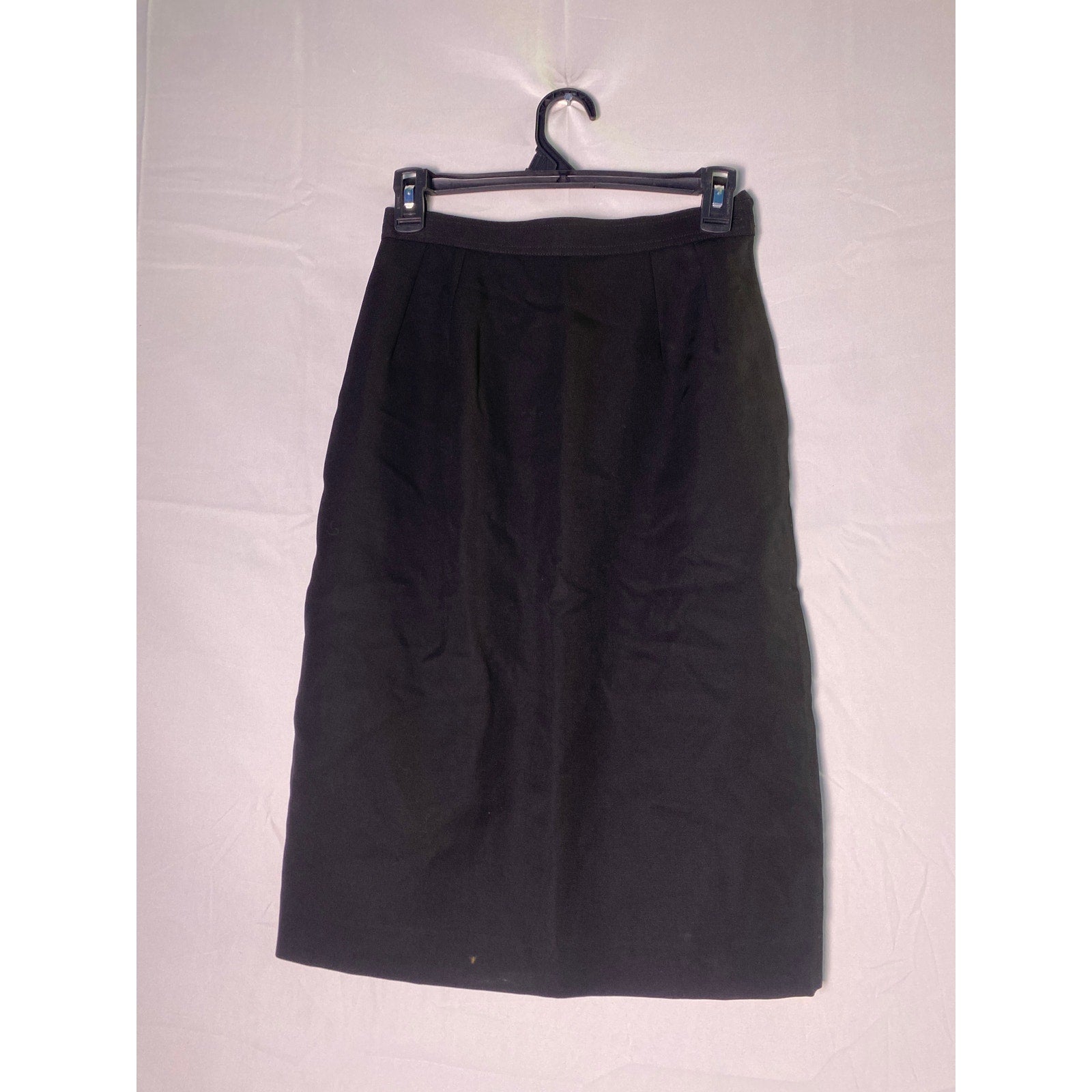 Valentino Designer Black Straight Knee Length Pleated Skirt Women's Size 6
