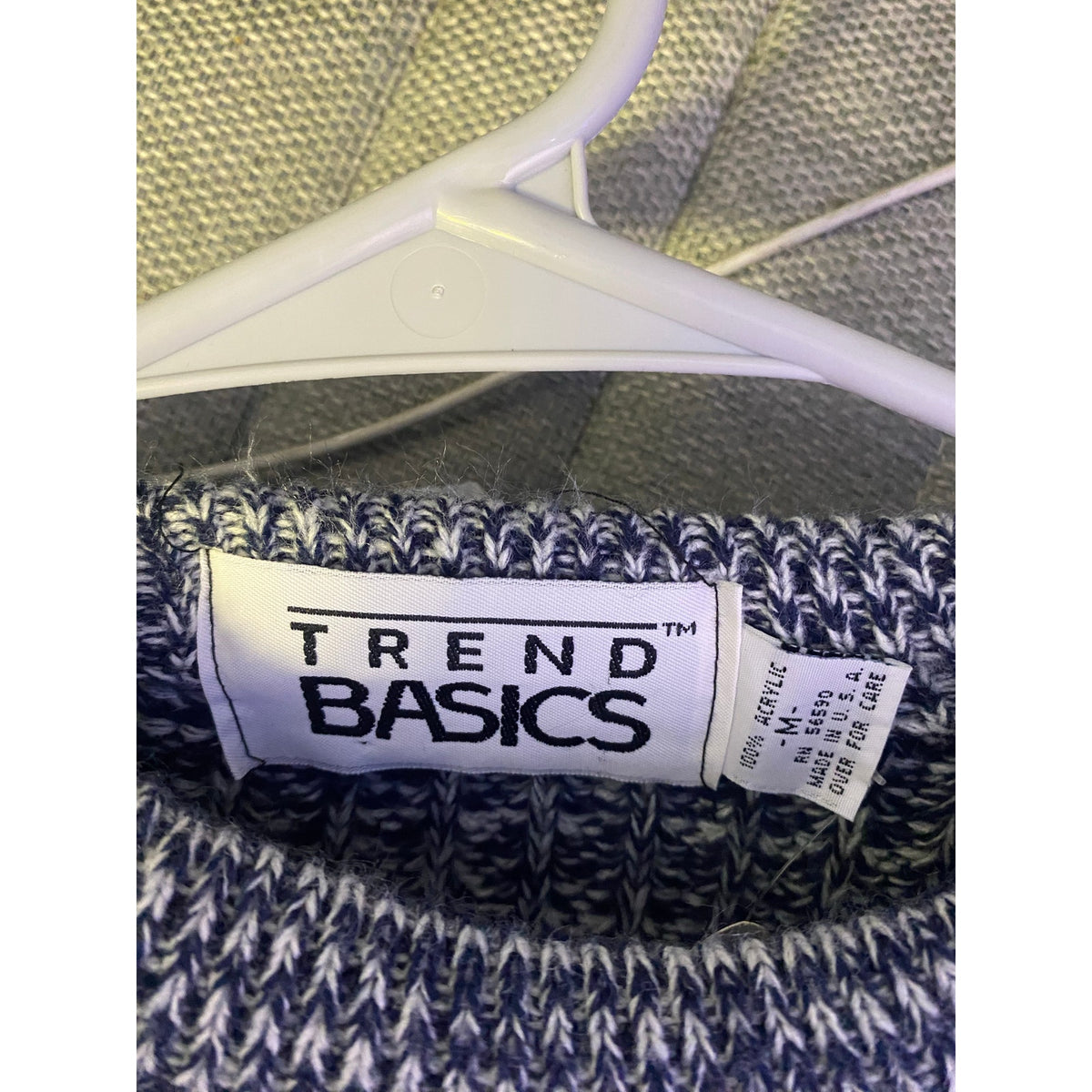 Trend Basics Gray Crewneck Pullover Sweater Knit Women's Size Medium
